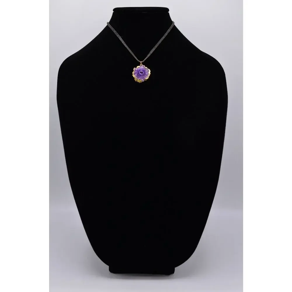 Calinana Handmade USA Necklace Pendant Geode Purple Stone Brushed Gold Bin3D